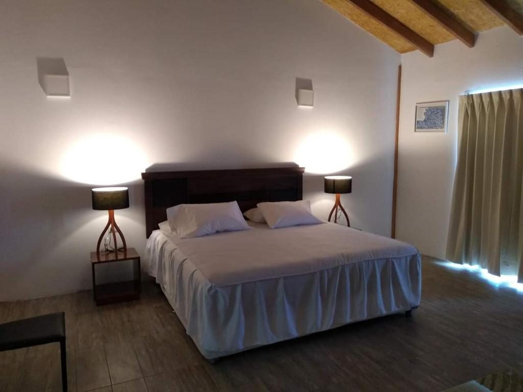 Habitación Doble de Villa Sirena, cama grande